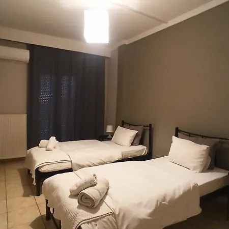 Thess Agion Panton 12 סלוניקי