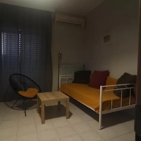 Thess Agion Panton 12 *