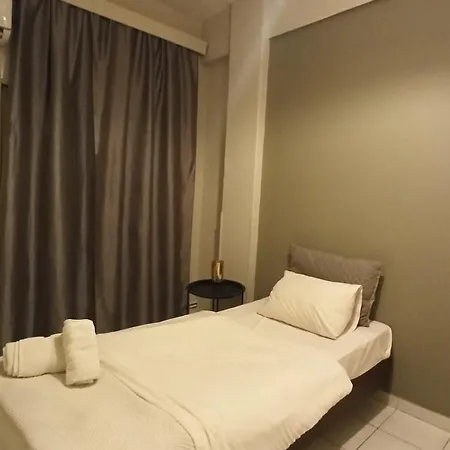 Thess Agion Panton 12 *